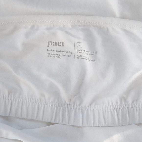 PACT white camisole with built-in bra size L - Picture 4 of 5
